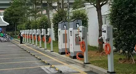 “抄底”二手新能源车需谨慎 低残值背后隐藏的充电桩与系统性风险